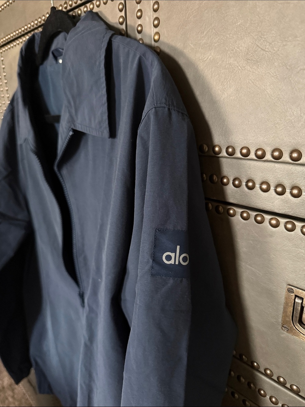 ALO Yoga Men's Navy Zip Bomber Jacket - Picture 3 of 5